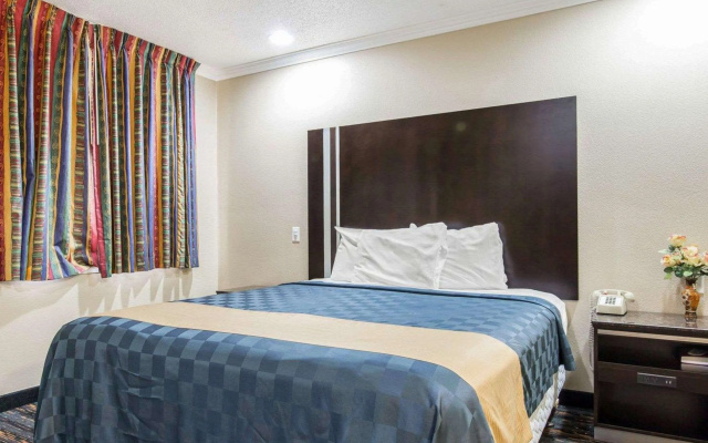 photo 3 of Studio 6 Suites – San Bernardino, CA