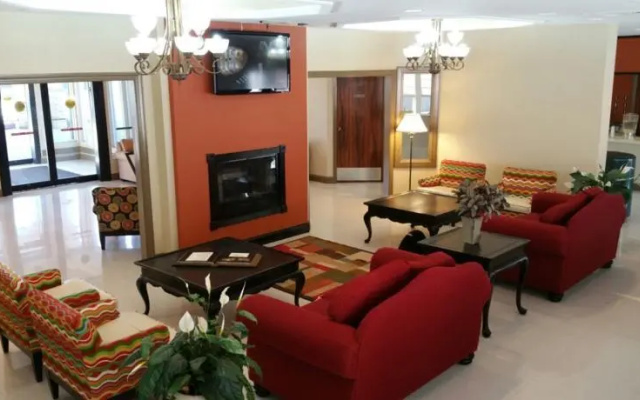 photo 2 of Rodeway Inn