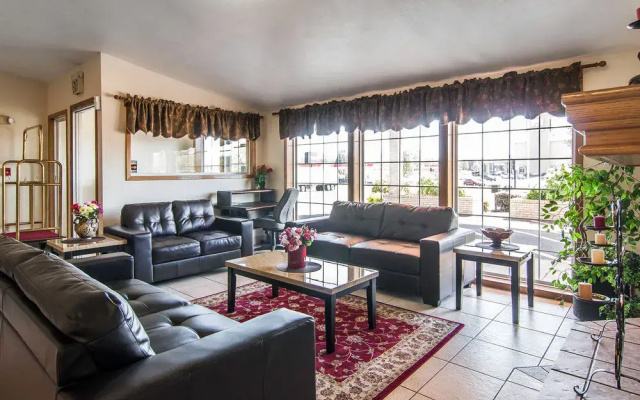 photo 5 of Rodeway Inn & Suites