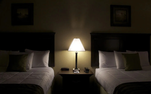 photo 5 of Rodeway Inn & Suites