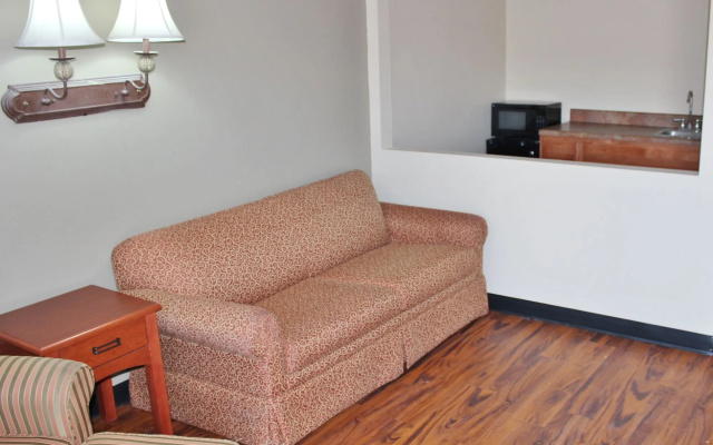 photo 2 of Rodeway Inn & Suites