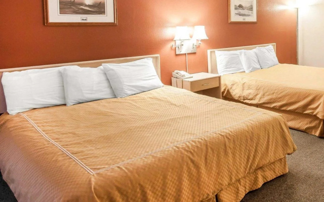 photo 4 of Inn at the Sea