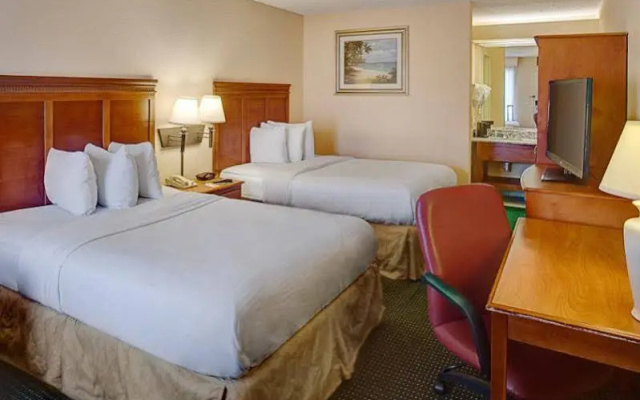 photo 4 of Rodeway Inn West Palm Beach Airport (ex. Stay Inn West Palm Beach)