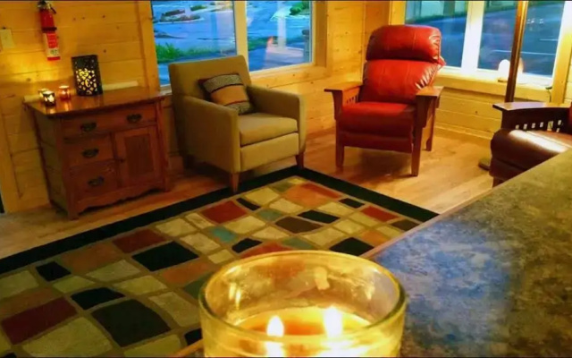 photo 5 of Rolling Hills Lodge