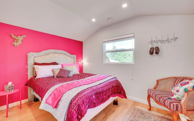 photo 5 of Romantic Casita w/ Garden + Deck 2 Miles to Plaza!