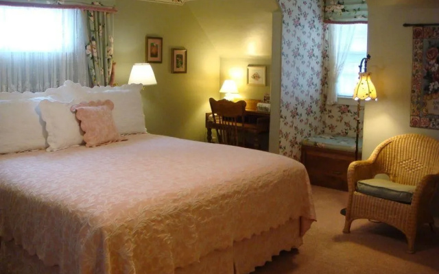 photo 2 of Romeo Inn