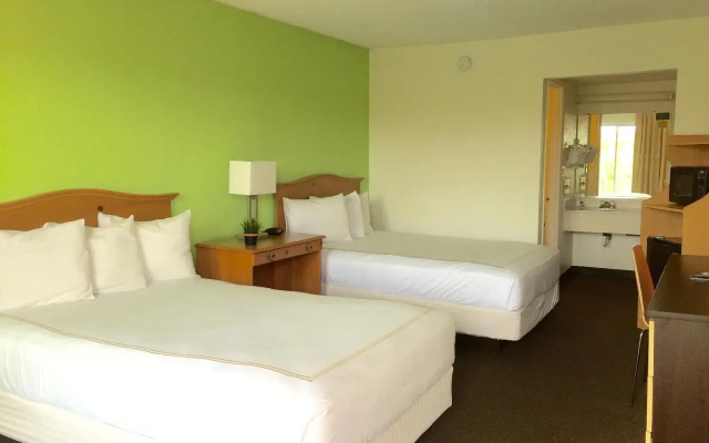 photo 4 of Roomba Inn & Suites Orlando