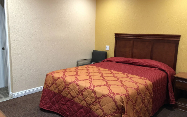 photo 3 of Rosa Bell Motel - Los Angeles