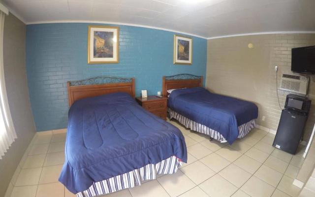 photo 2 of Rose Motel