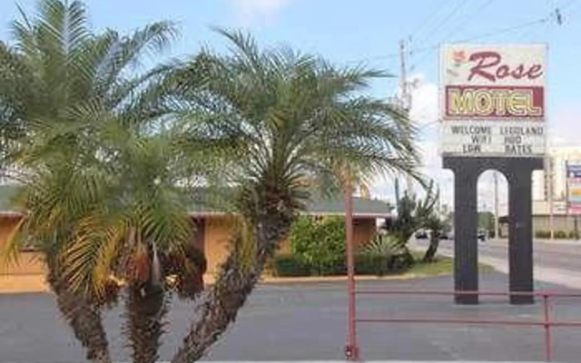 photo 4 of Rose Motel