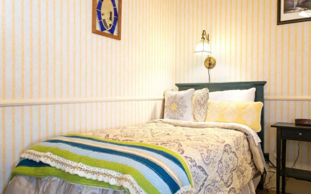 photo 3 of Rose Street Bed & Breakfast