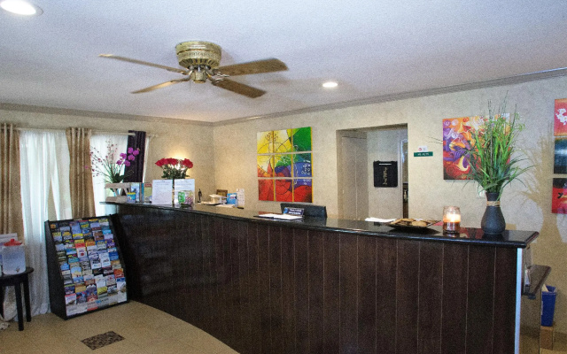 photo 2 of Rosedale Inn