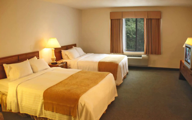 photo 2 of Rosemont Suites