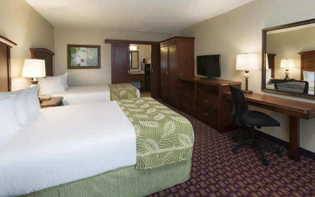 photo 5 of Rosen Inn International