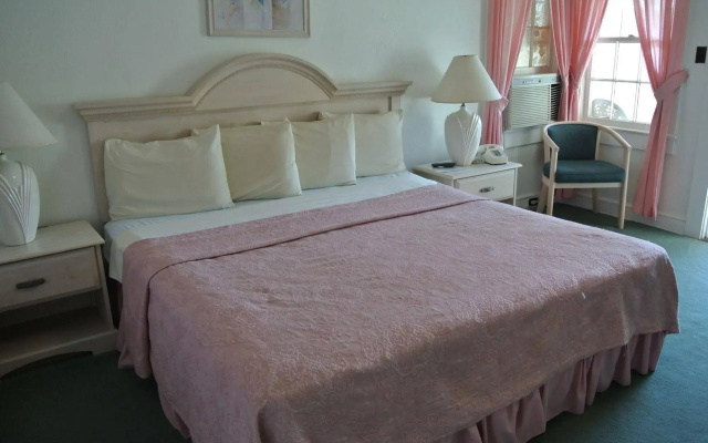 photo 5 of RoseWood Inn