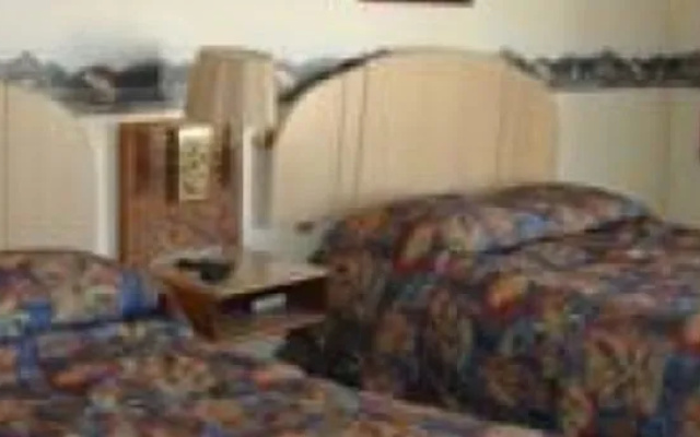 photo 4 of Route 66 Motel