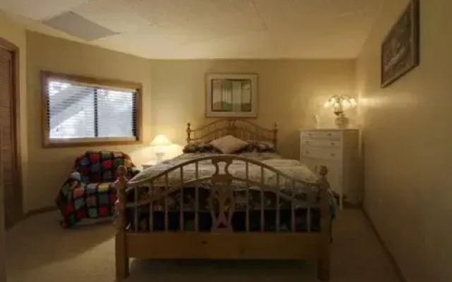 photo 4 of Rowe`s Round House