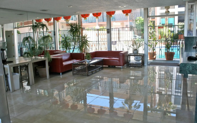 photo 2 of Royal Century Hotel