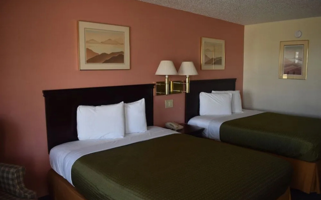 photo 4 of Royal Inn