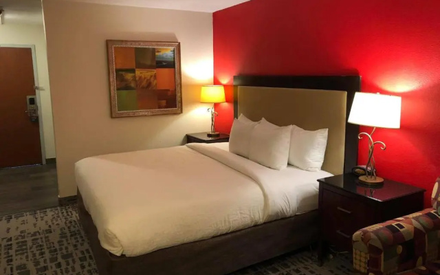 photo 5 of American Inn and Suites Ferndale