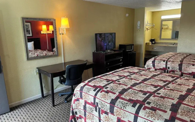 photo 5 of Royal Inn
