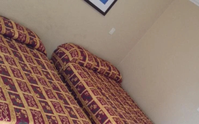 photo 5 of Royal Inn Motel