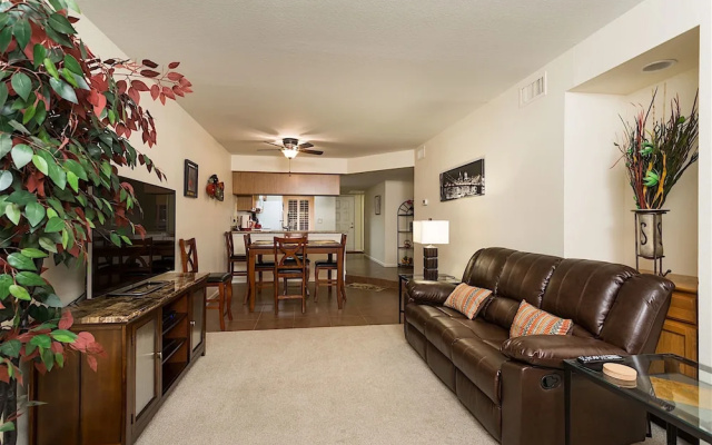 photo 5 of Royal Palm Condo 2 BR by Casago