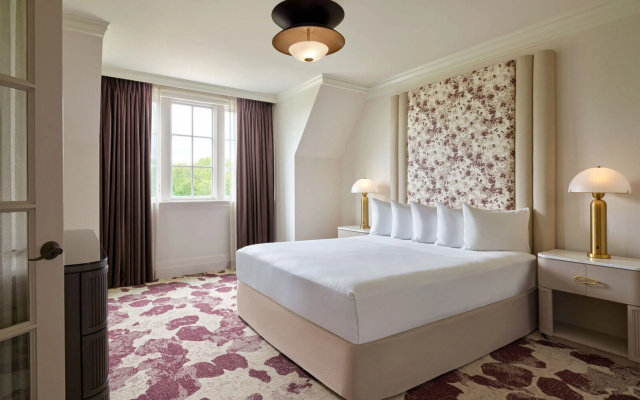 photo 4 of Royal Park Hotel