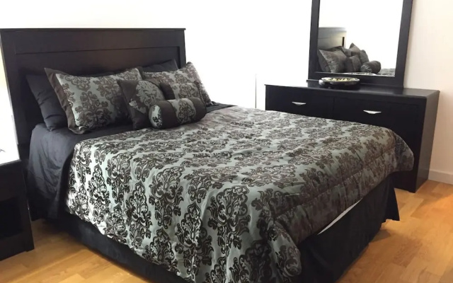photo 5 of Royal Suites at Exchange Place