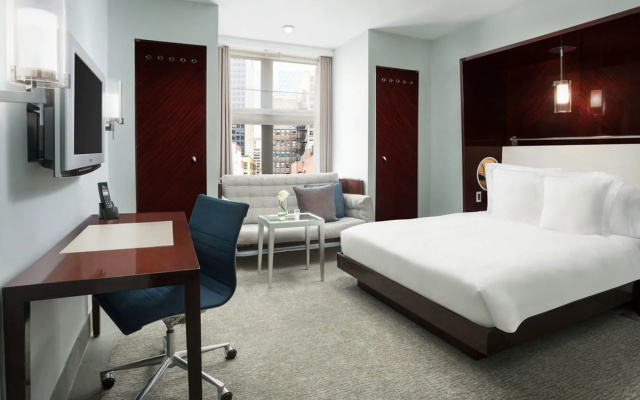 photo 2 of Royalton New York 