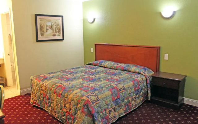 photo 5 of Royla Motel