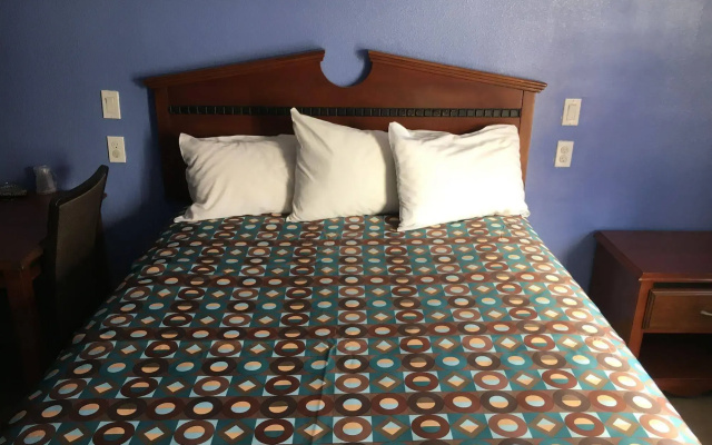 photo 4 of Ruby Motel