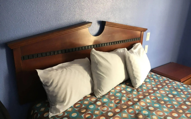 photo 5 of Ruby Motel