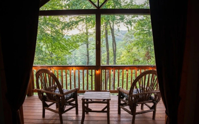 photo 2 of Rushing River Lodge