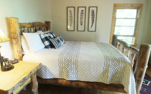 photo 4 of Rushing River Lodge