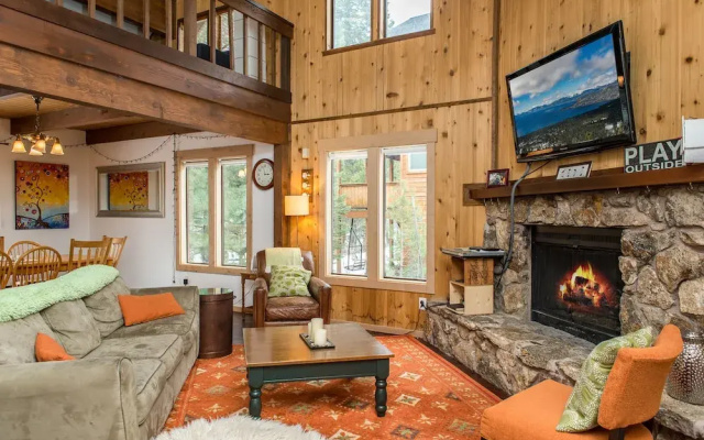 photo 3 of Rustic and Inviting in Tahoe Donner by RedAwning