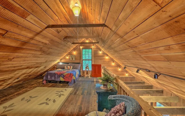 photo 2 of Rustic Cabin in the Woods: 2-acre Fishing Pond!