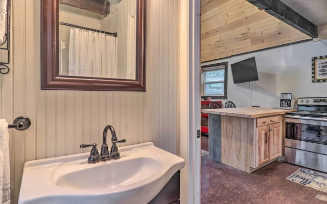 photo 4 of Rustic Hendersonville Farm Studio w/ Private Deck