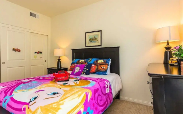 photo 3 of S Stoneman Townhome #873904 by RedAwning