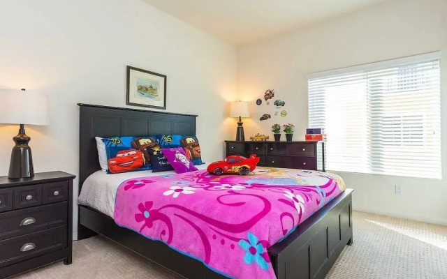 photo 4 of S Stoneman Townhome #873904 by RedAwning