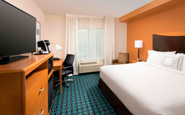 photo 4 of Fairfield Inn by Marriott Washington D.C.