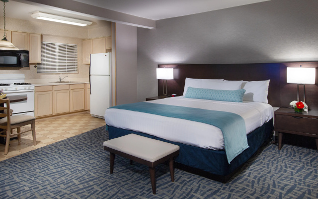 photo 4 of Safari Inn Burbank/Universal, a Coast Hotel