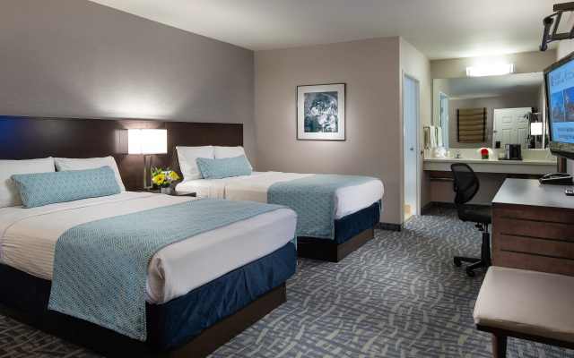 photo 5 of Safari Inn Burbank/Universal, a Coast Hotel