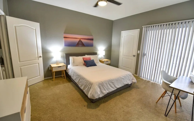 photo 4 of Safe, Quiet & Gorgeous Home 15 Minutes to Strip!