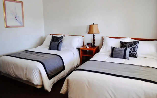photo 3 of Sage Motel
