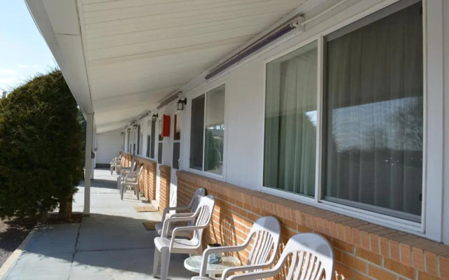 photo 4 of Sage Motel