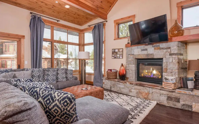 photo 2 of Sagebrush - 3 Br Home