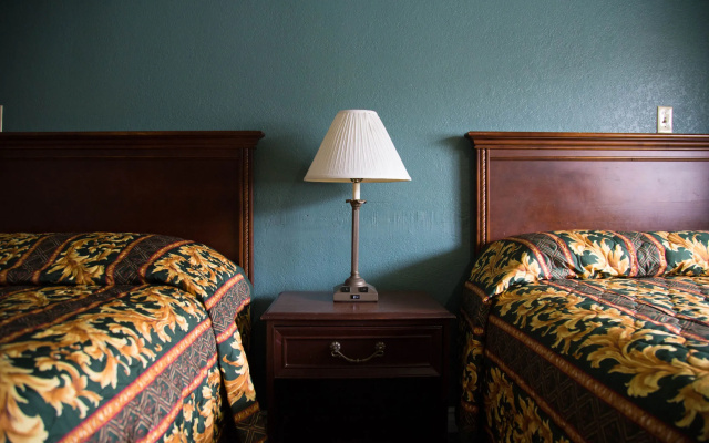 photo 2 of Sahara Motel