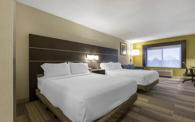 photo 4 of Holiday Inn Express & Suites Chicago West - St Cha