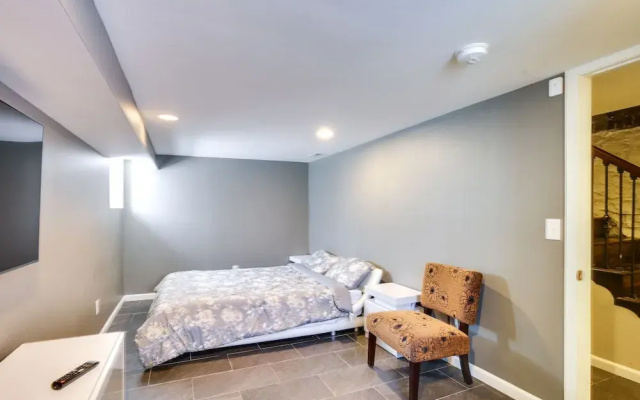 photo 5 of Saint Louis Home w/ Deck: 4 Mi to Downtown!
